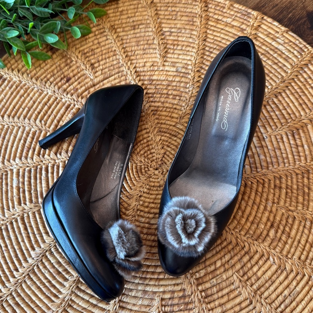 Garisma Italy Black Leather Heels with Fur Accent
